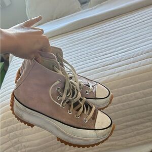 Run star hike pink converse size 7.5 women